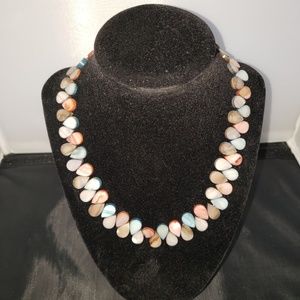 Multi color necklace